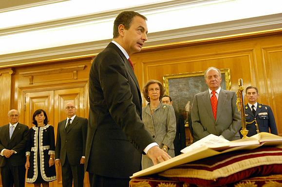 12/04/2008. 37Ninth Legislature (1). José Luis Rodríguez Zapatero takes the oath of office as President of the Government.